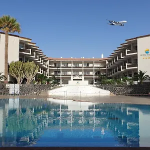 https://marino-tenerife-costa-del-silencio.adeje-hotels.com